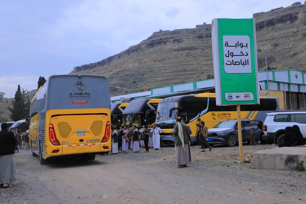 تدشين عملية تفويج حجاج بيت الله الحرام لموسم 1447هـ من صنعاء